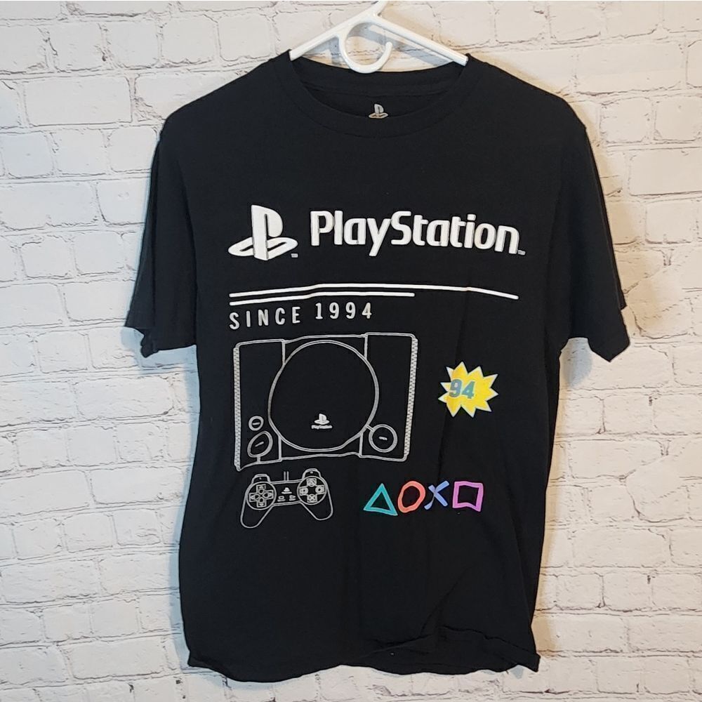 Men's Sony Playstation shirt, size Medium